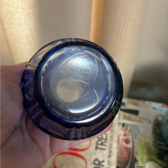 Cobalt Blue Cut to Clear Glass Vase Vintage - Picture 5 of 8
